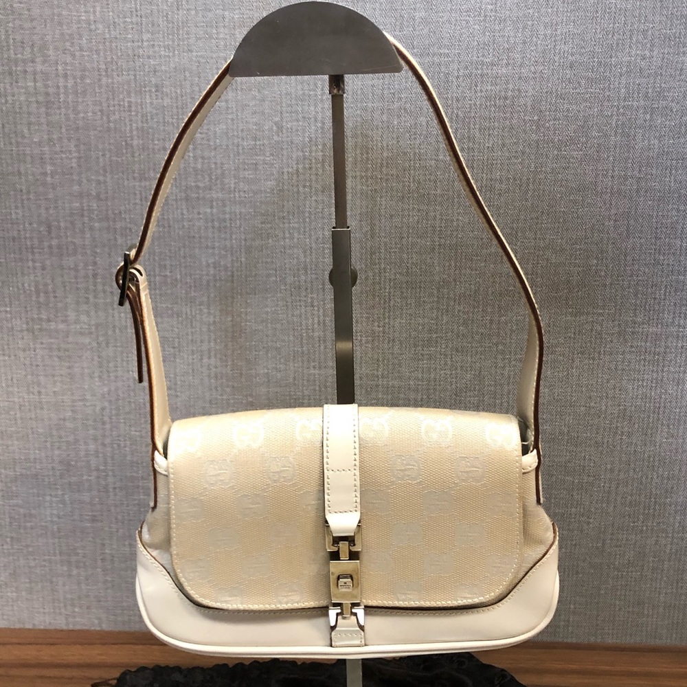 THE CUTEST Mini ecru monogram GUCCI bag - Picture 3 of 8